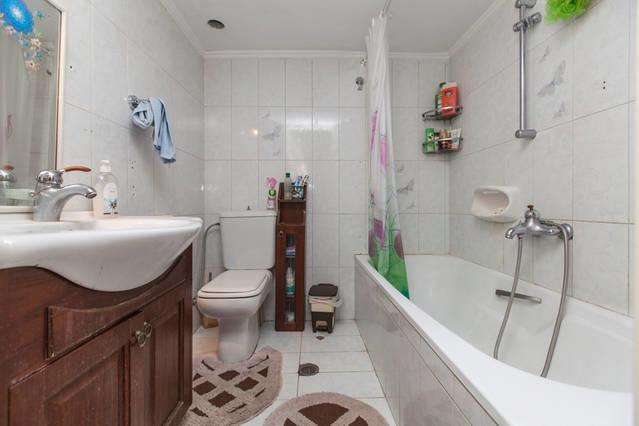 Private In A Family House *