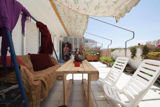 Homestay Private In A Family House *